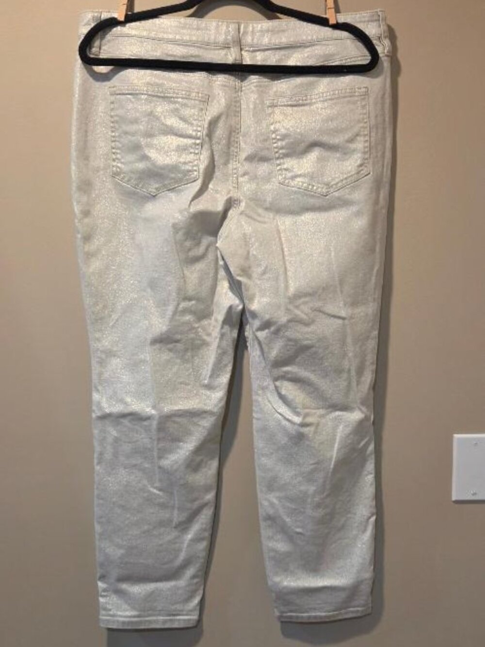 Tommy Bahama Boracay Metallic High-Rise Ankle Jeans - Picture 5 of 9